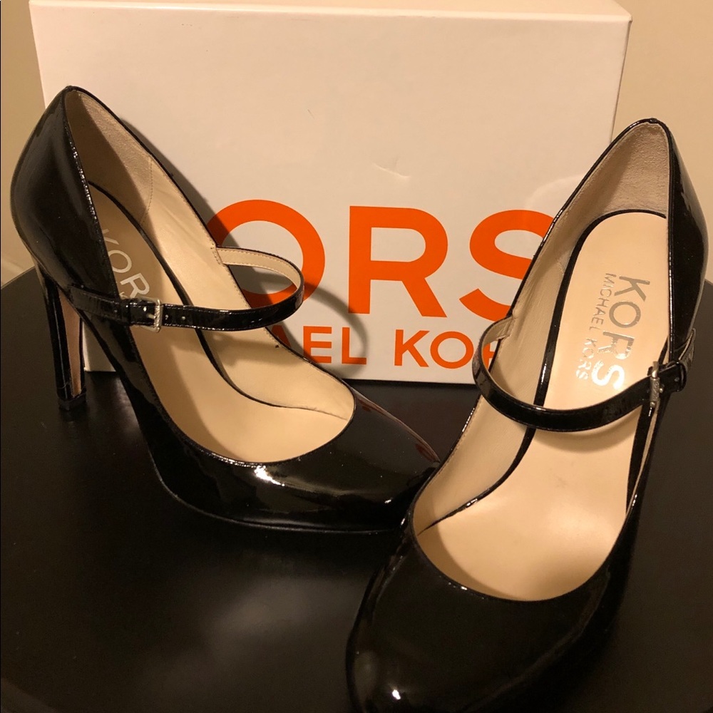 Michael Kors Patent Leather Mary Janes (GALLI)